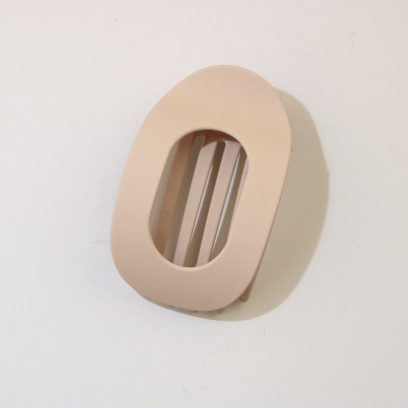 Flat Oval Clip (Apricot)